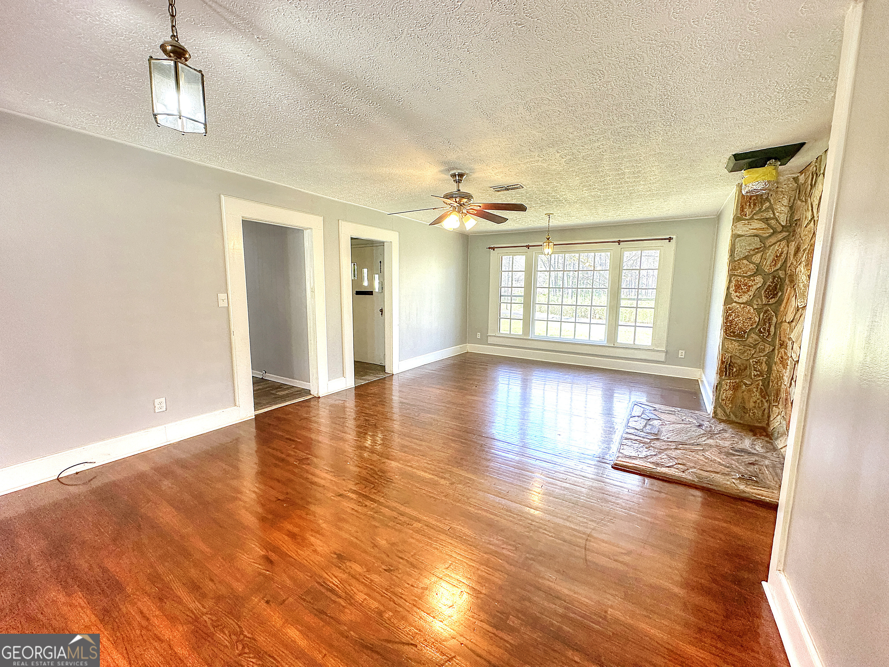 129 Mallory Drive Property Photo 7