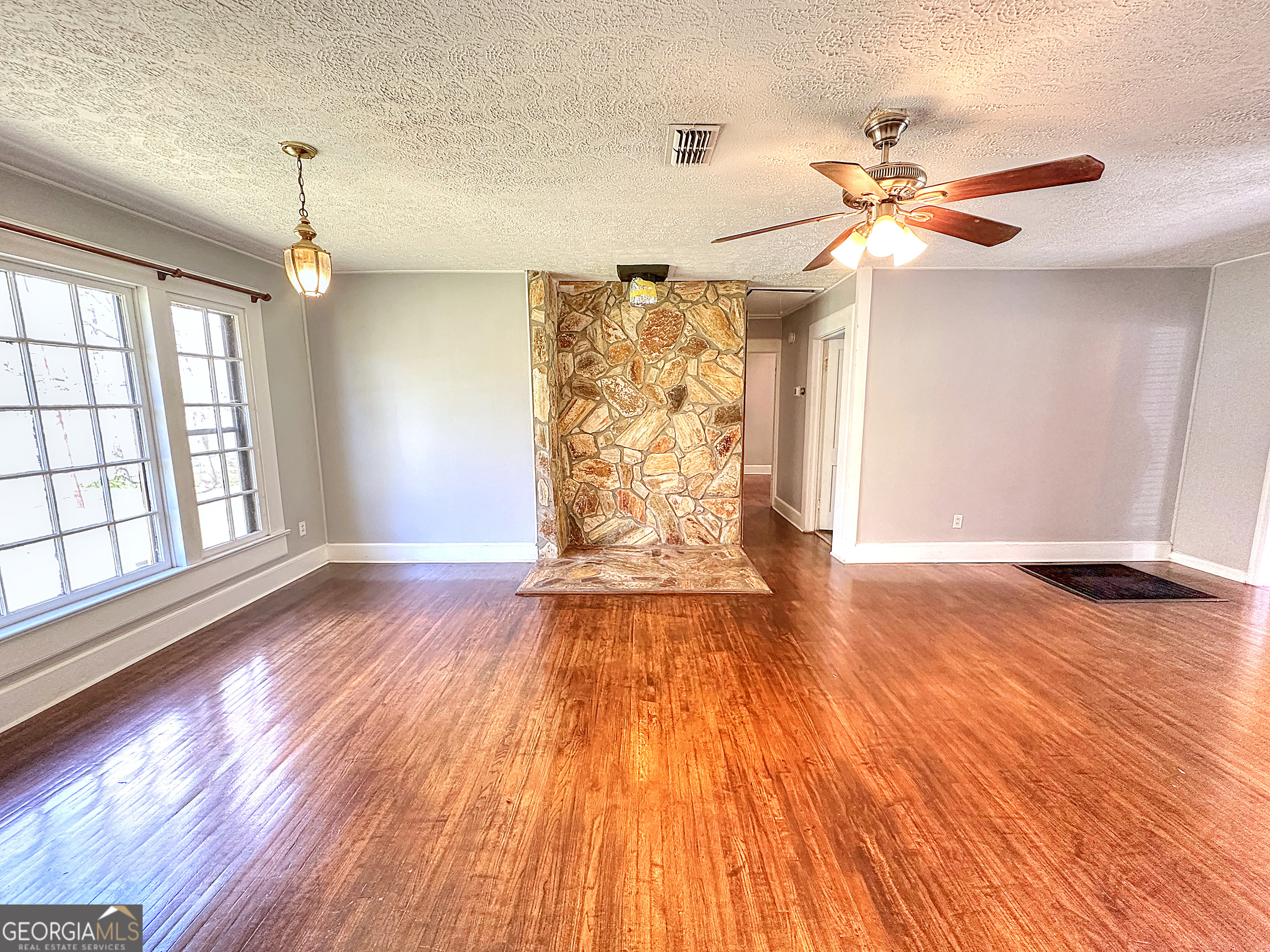 129 Mallory Drive Property Photo 10