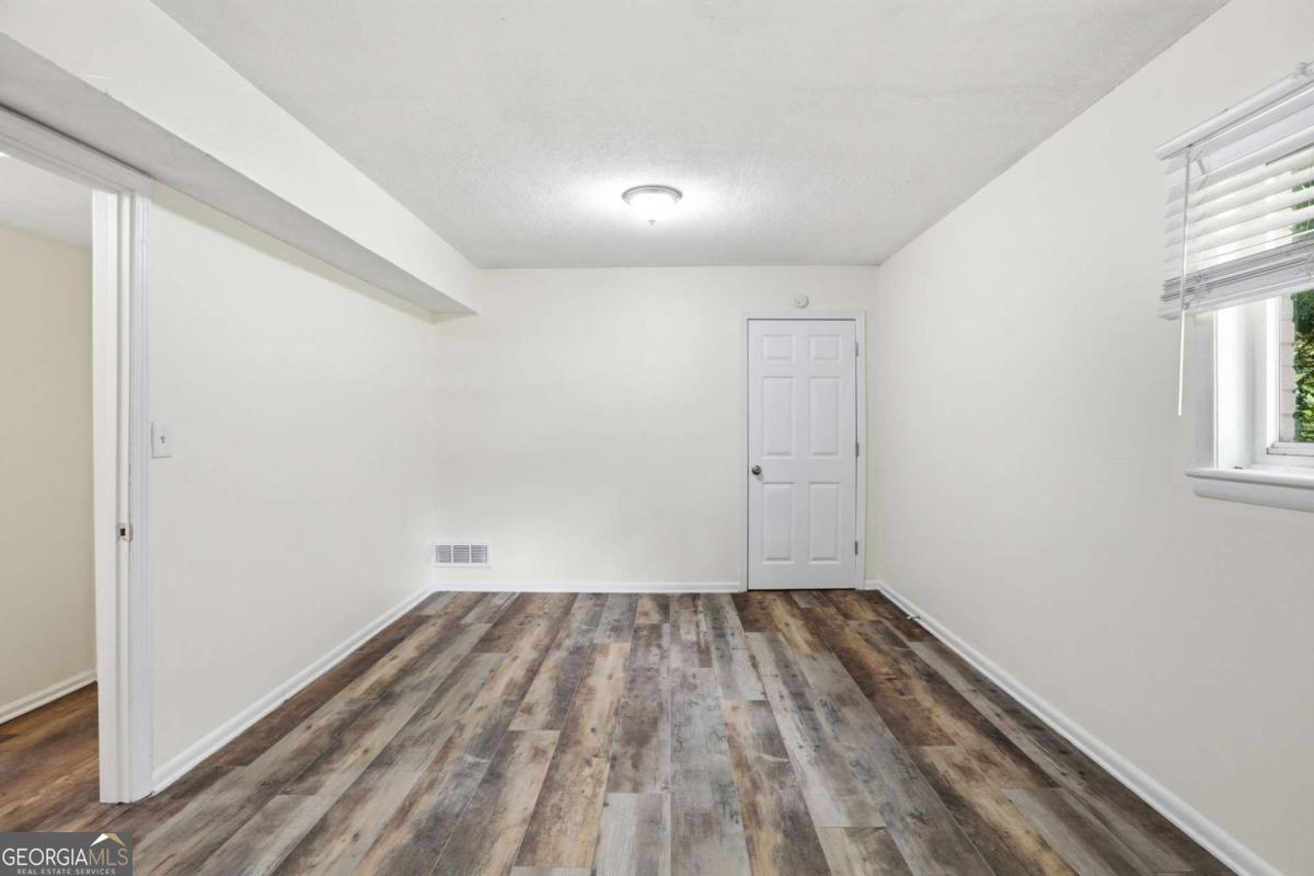 1608 W Austin Road Property Photo 25