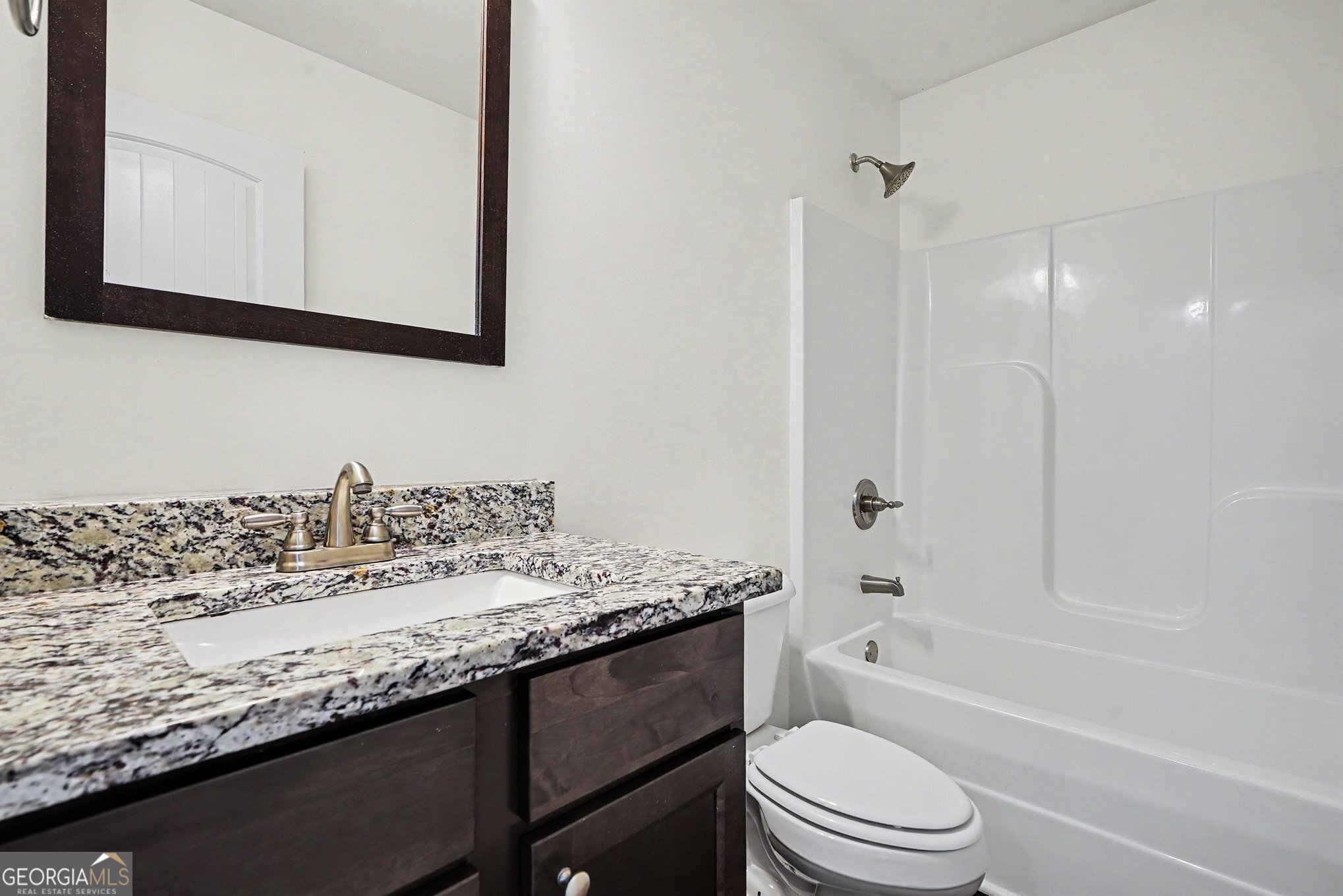 216 Leland Lane Property Photo 16