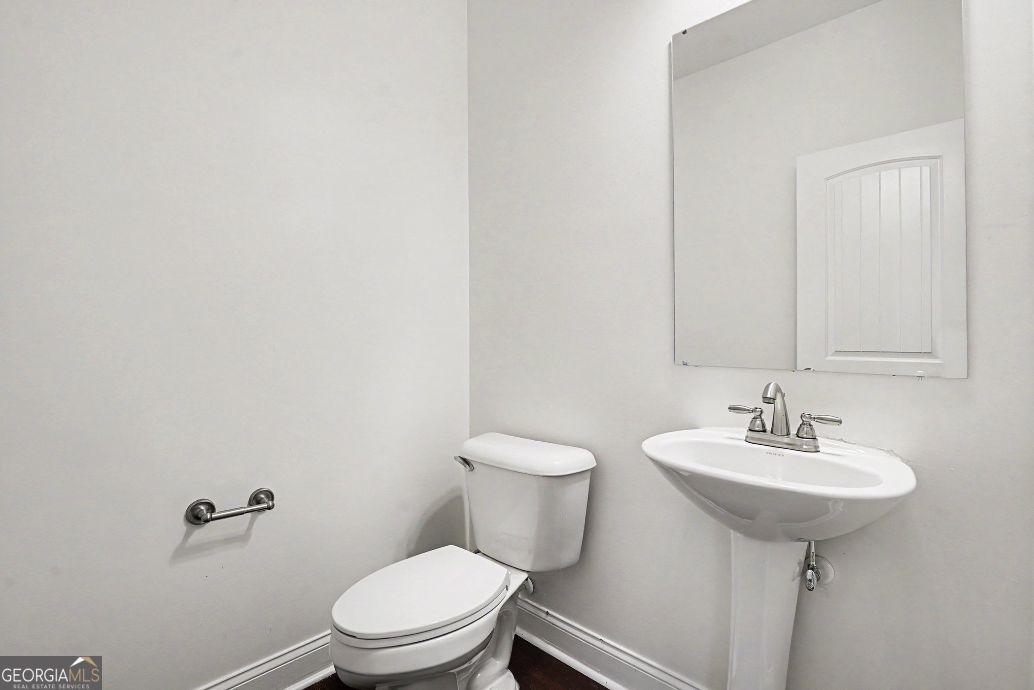 216 Leland Lane Property Photo 18