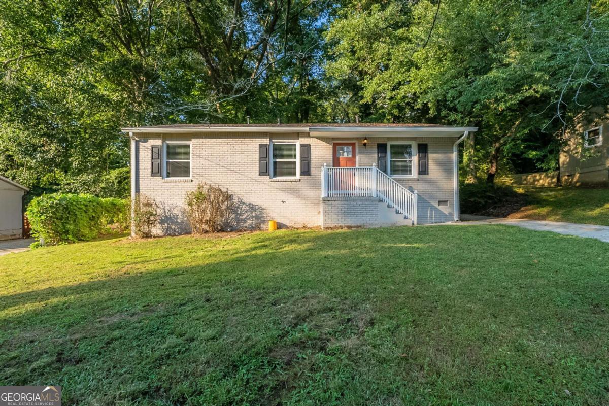 2406 Swallow Circle Se Property Photo 1