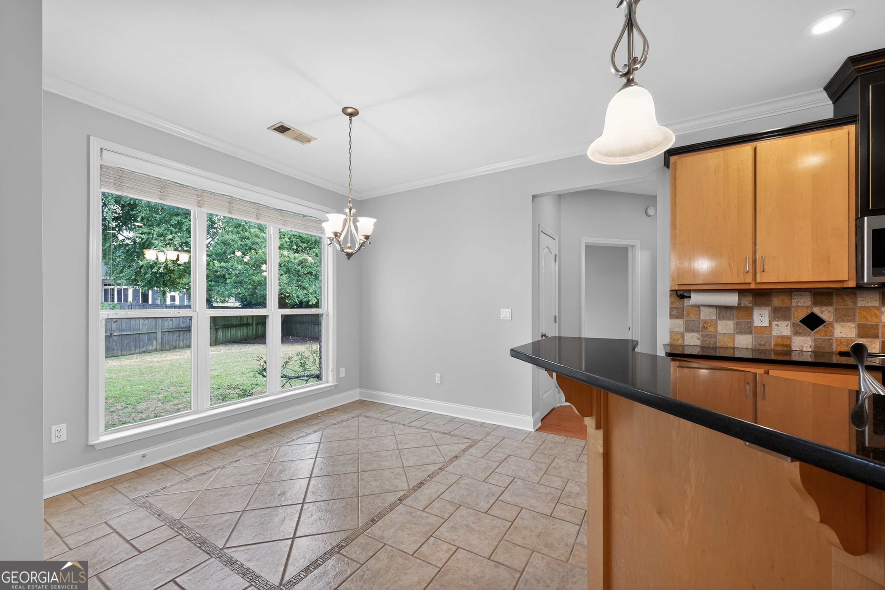 203 Pembroke Point Property Photo 14