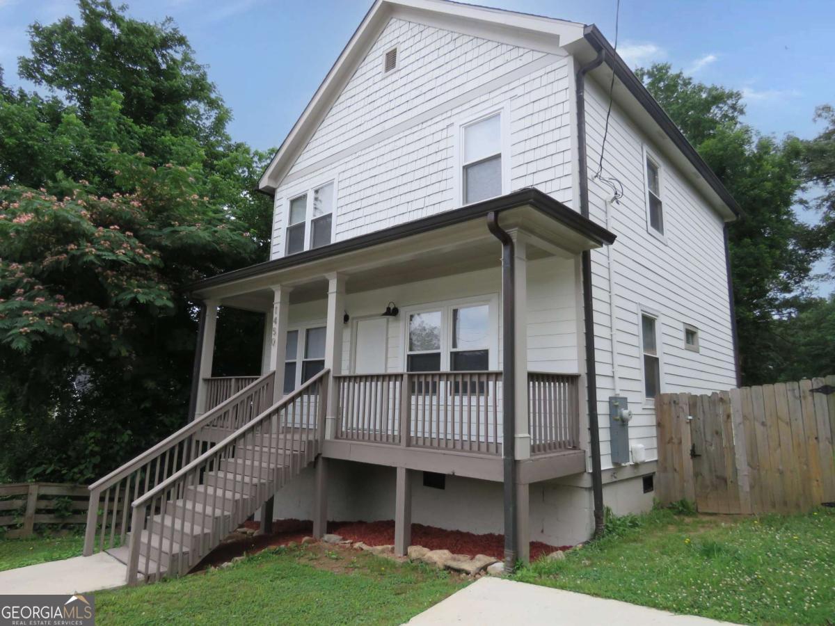 1450 Norris Place Nw Property Photo 4