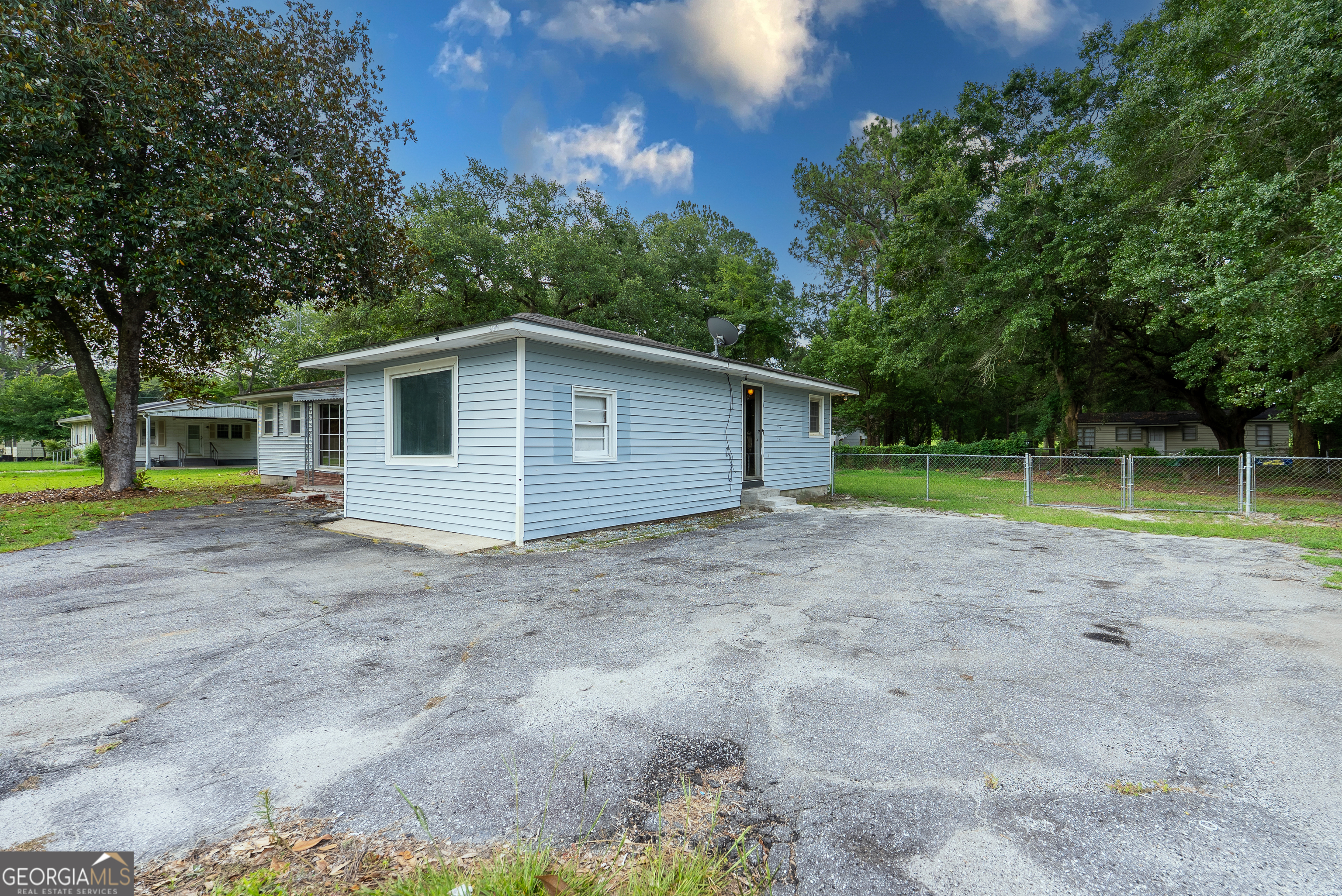 290 Mcree Drive Property Photo 6