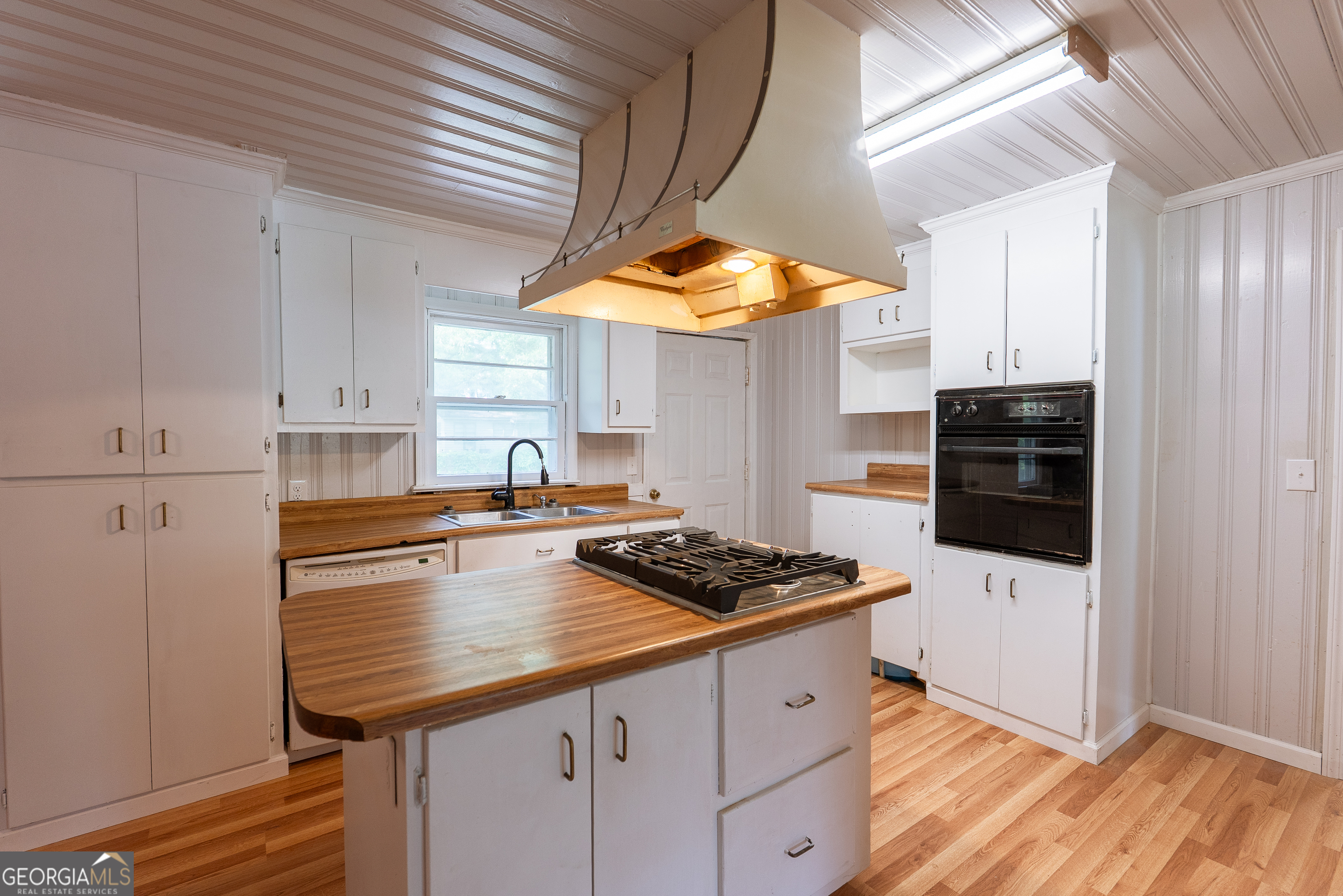 290 Mcree Drive Property Photo 15