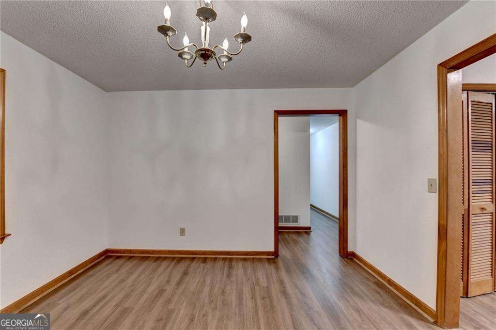 214 Valley Brook Drive Property Photo 6