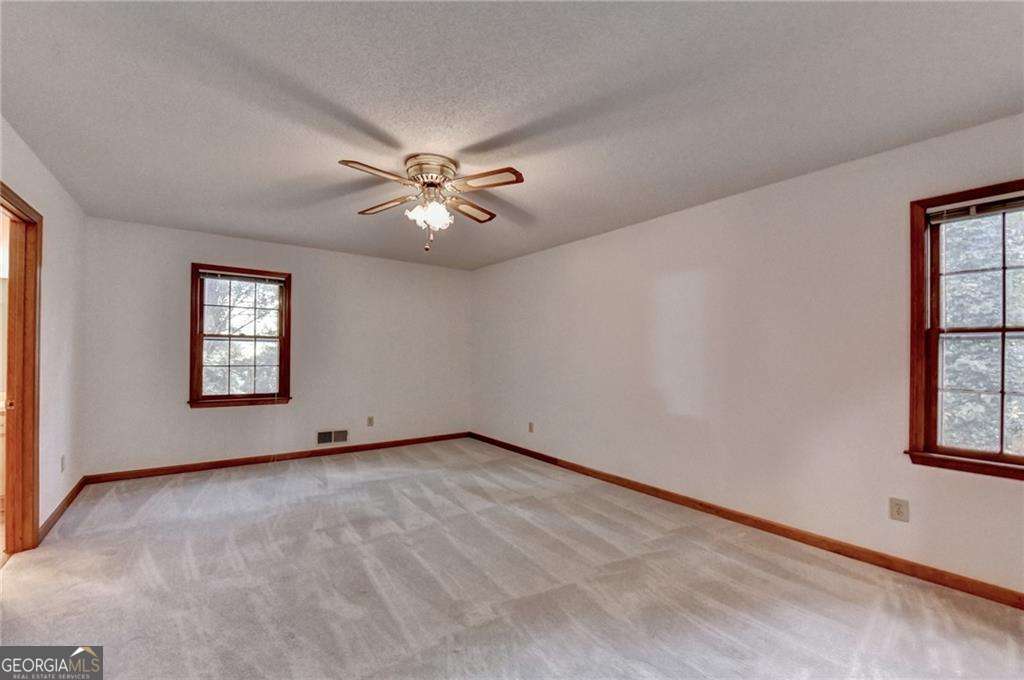 214 Valley Brook Drive Property Photo 19