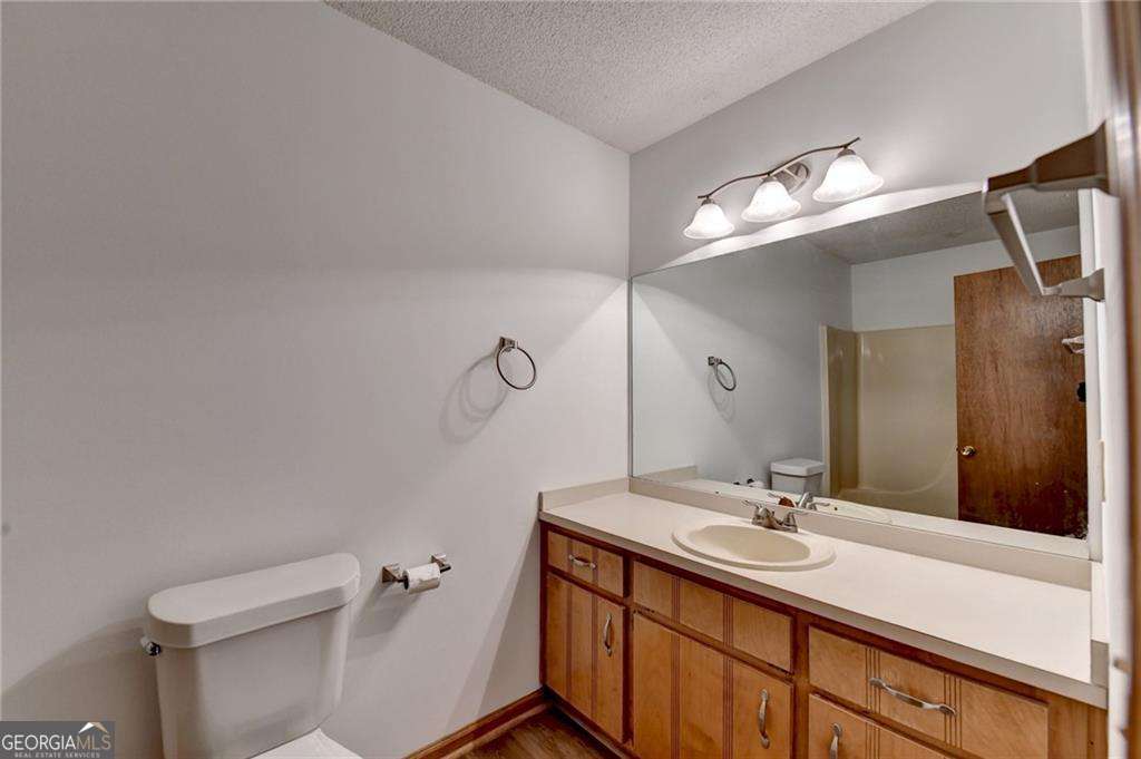 214 Valley Brook Drive Property Photo 21