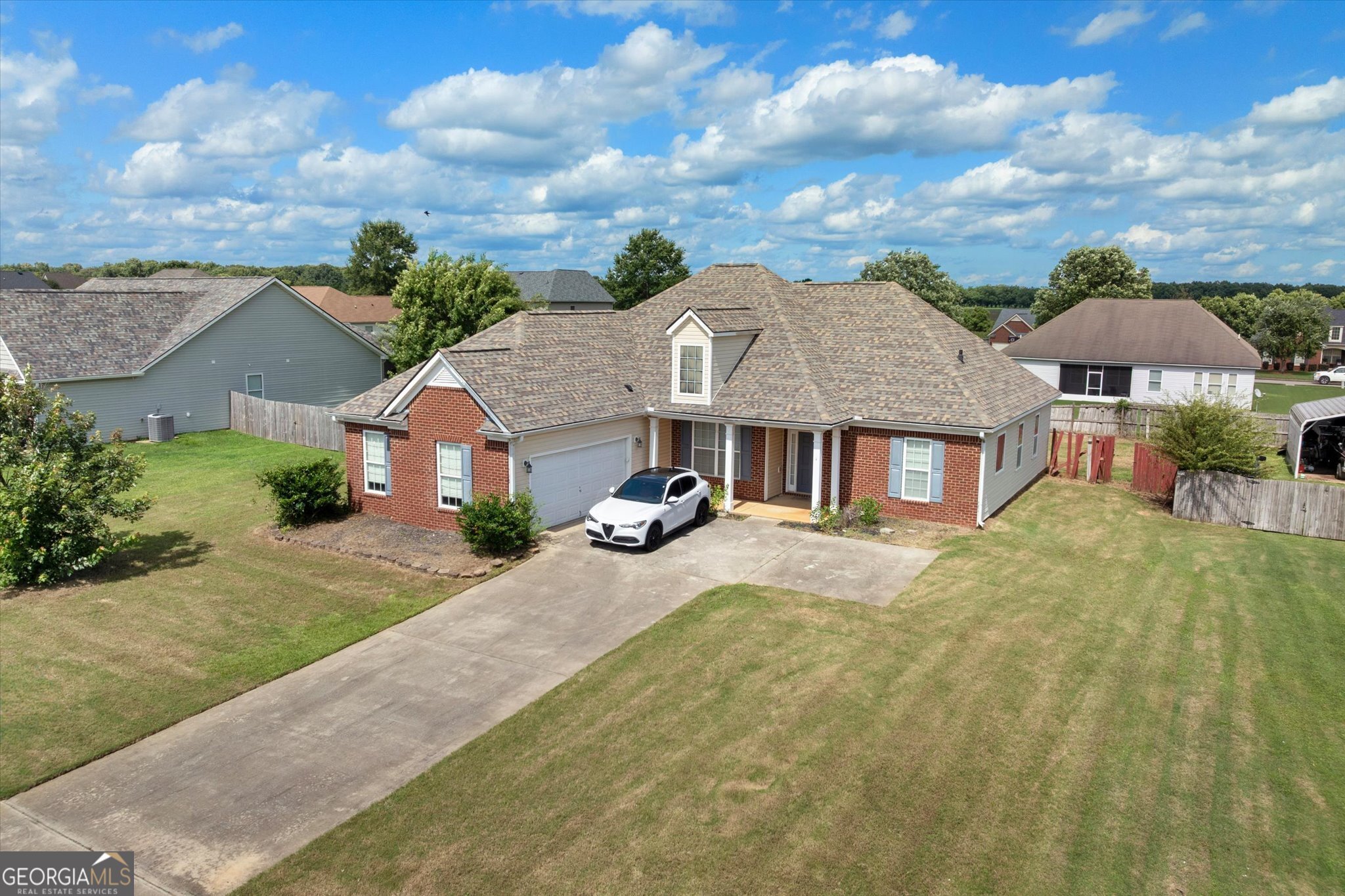 113 Christopher Drive Property Photo 3