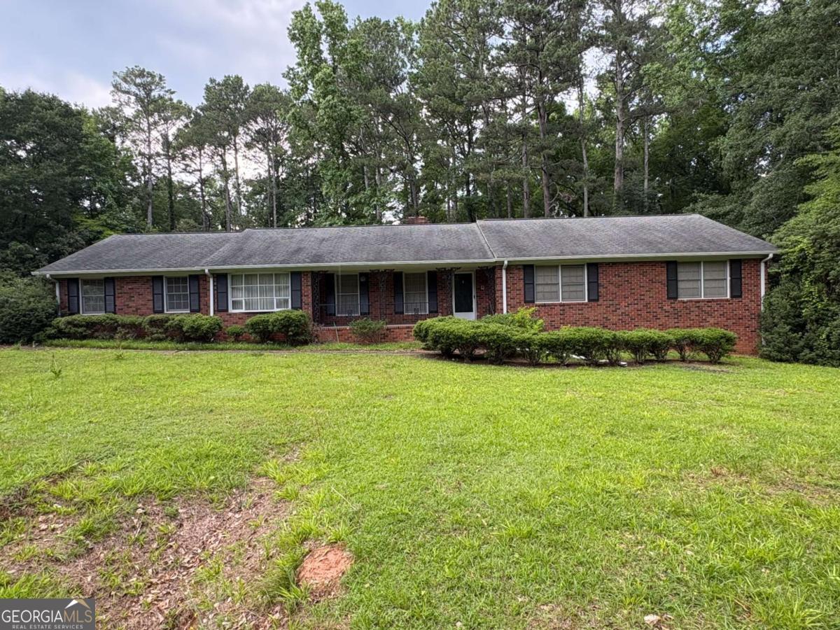 199 Williamsburg Lane Property Photo 1
