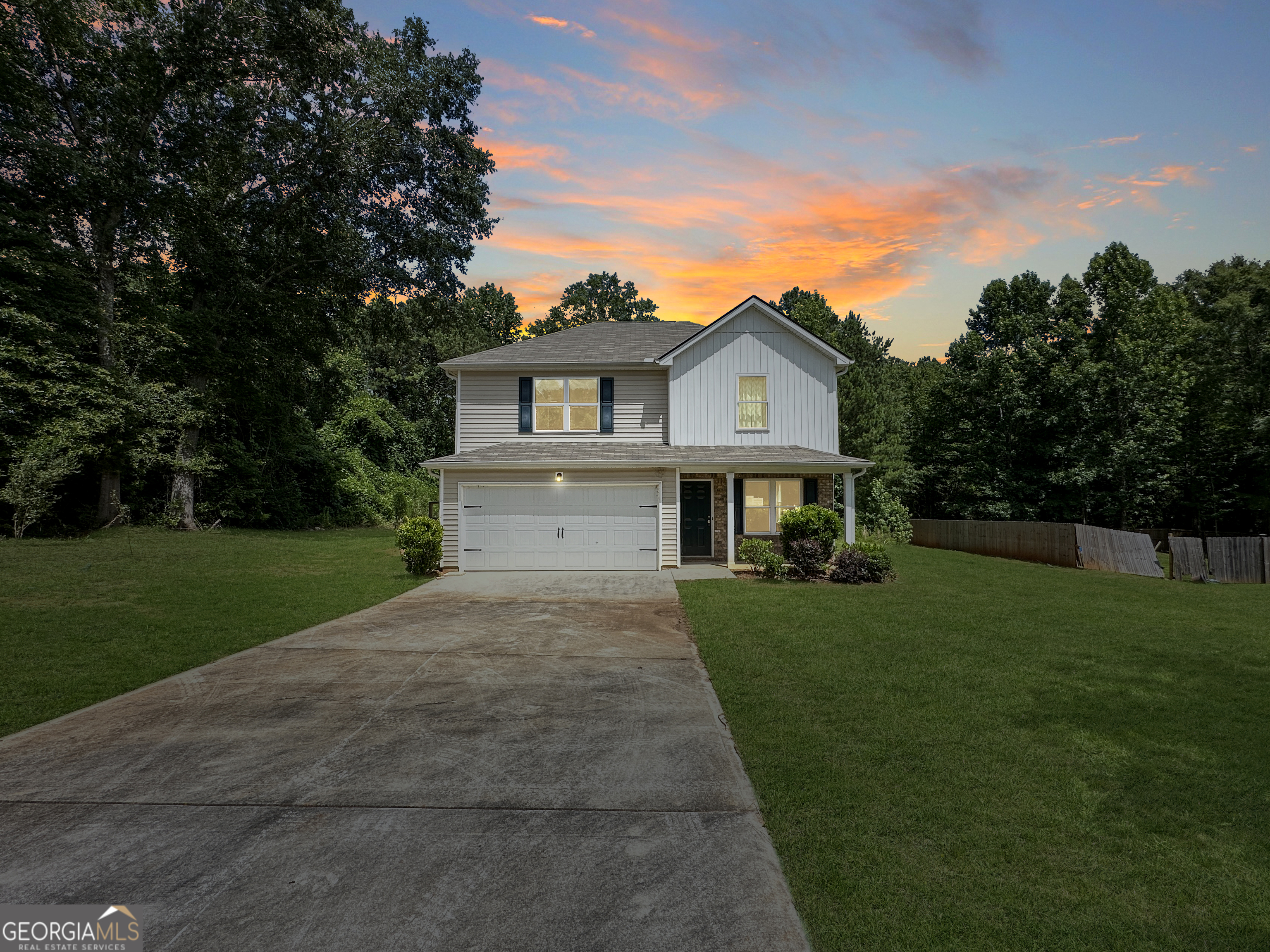160 Deerfield Trace Property Photo 1