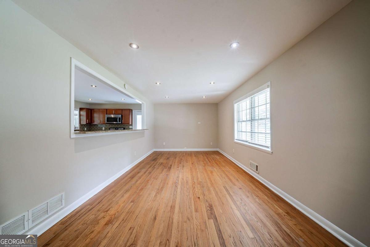 1518 Pine Glen Circle Property Photo 11