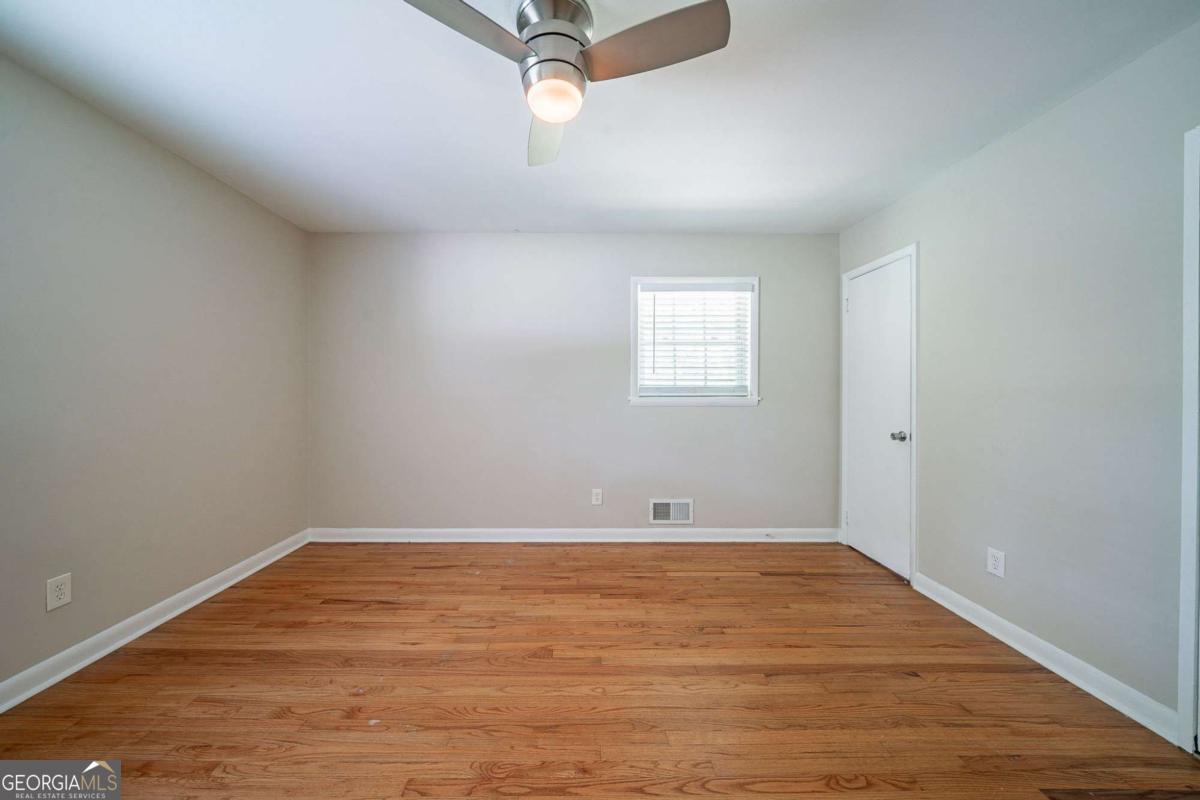 1518 Pine Glen Circle Property Photo 13