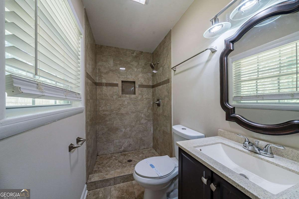 1518 Pine Glen Circle Property Photo 16