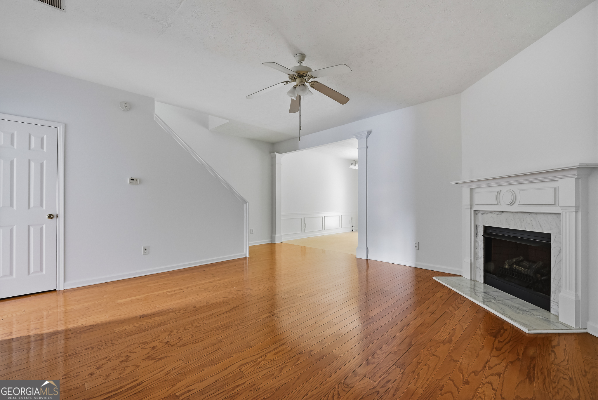 3829 Grovemont Place Property Photo 4