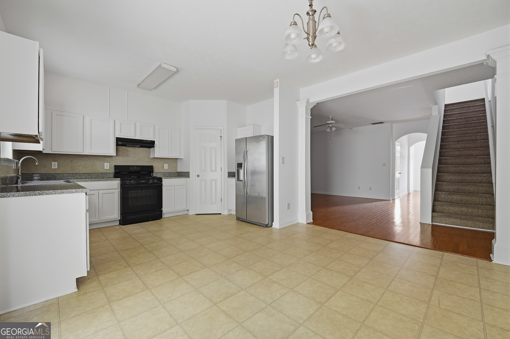 3829 Grovemont Place Property Photo 6