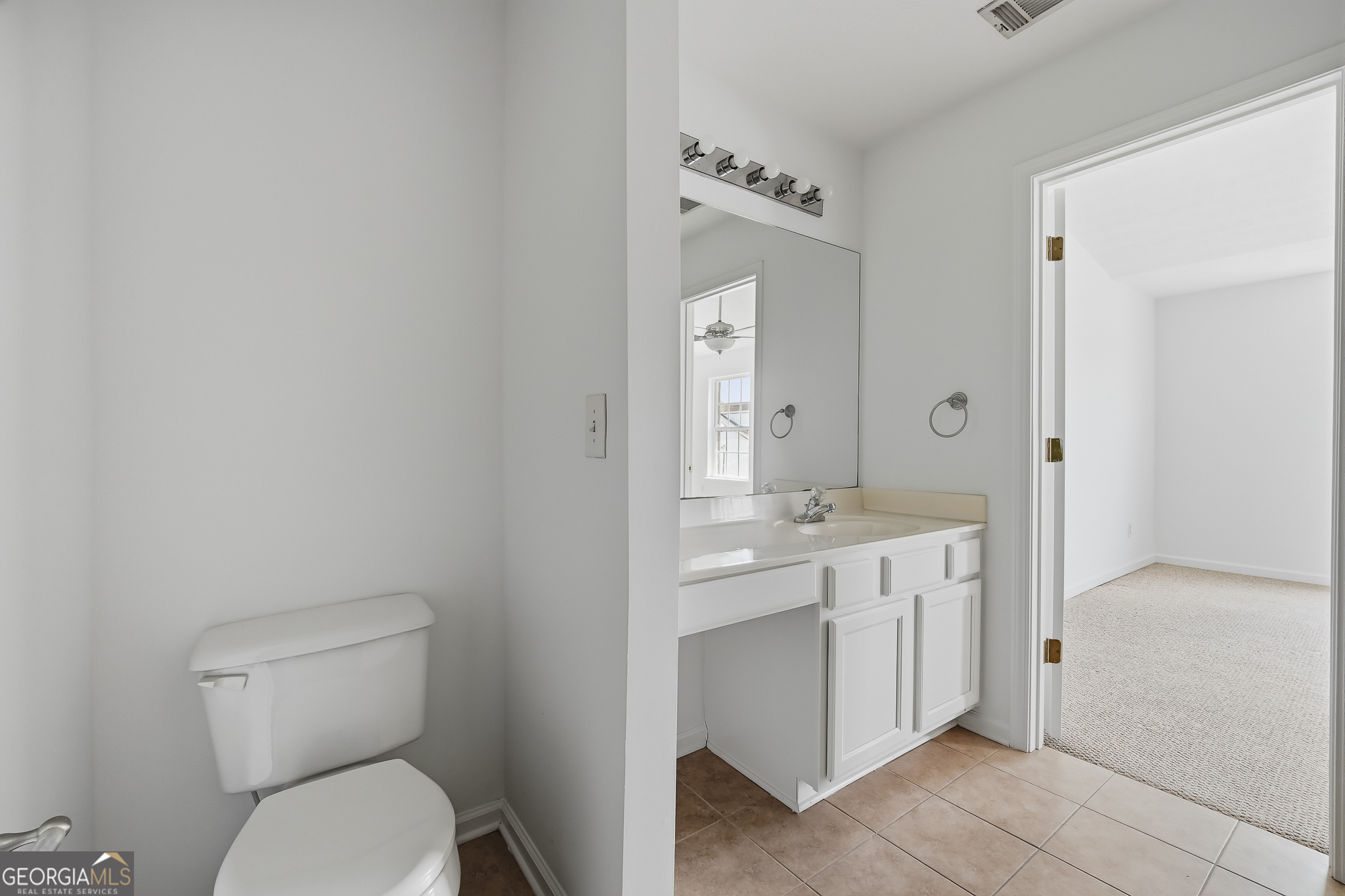 3829 Grovemont Place Property Photo 10