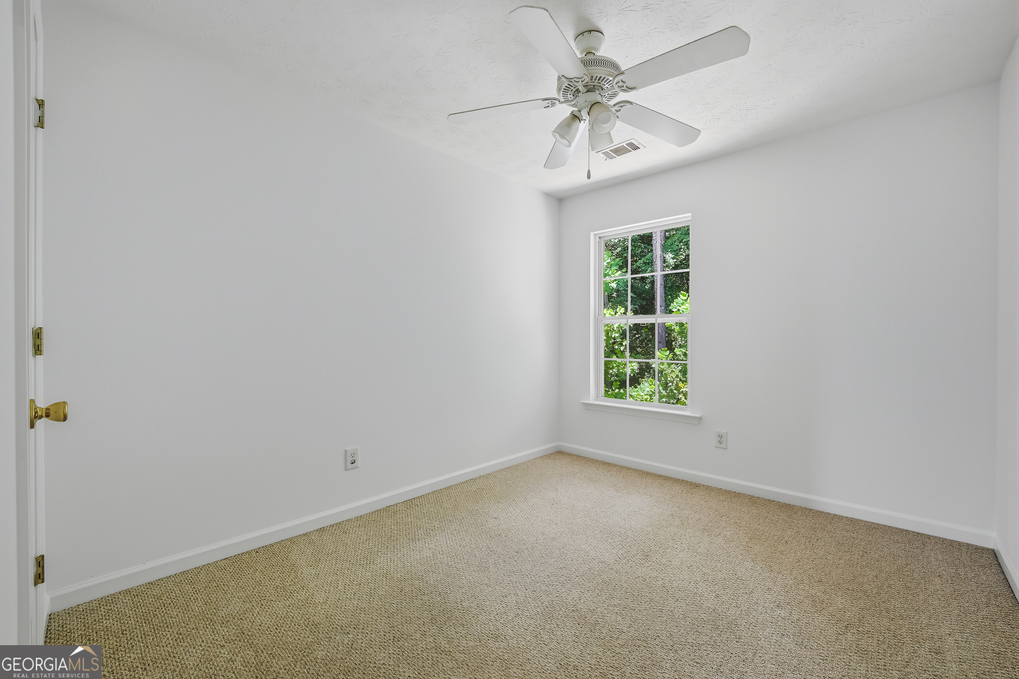 3829 Grovemont Place Property Photo 16