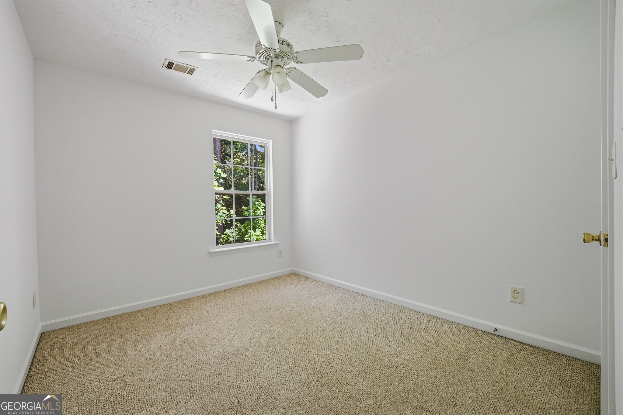 3829 Grovemont Place Property Photo 17