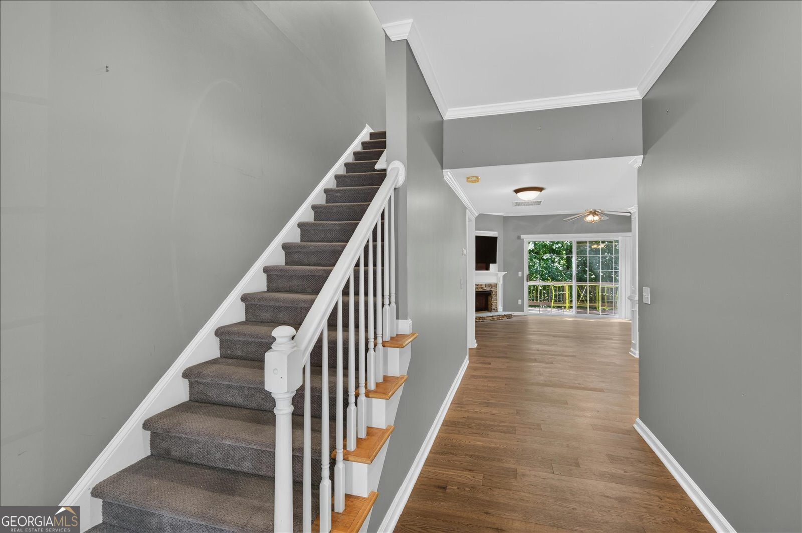 2075 Pine Tree Drive # A3 Property Photo 3