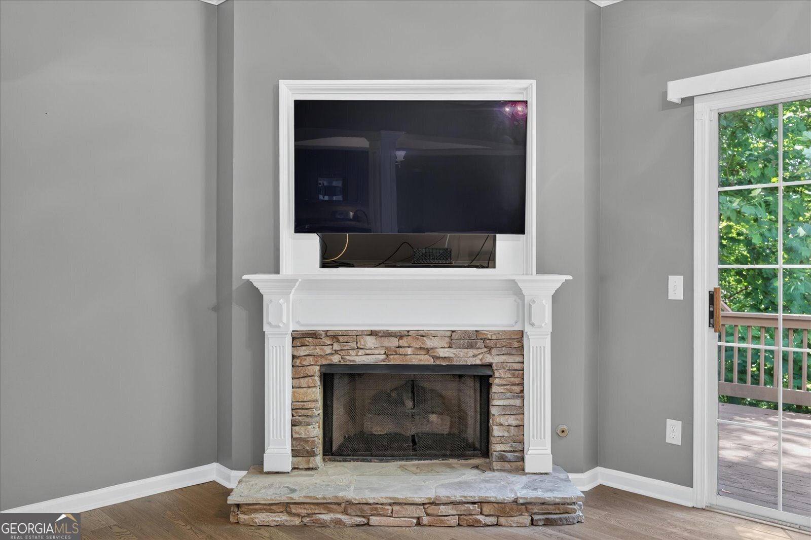 2075 Pine Tree Drive # A3 Property Photo 14