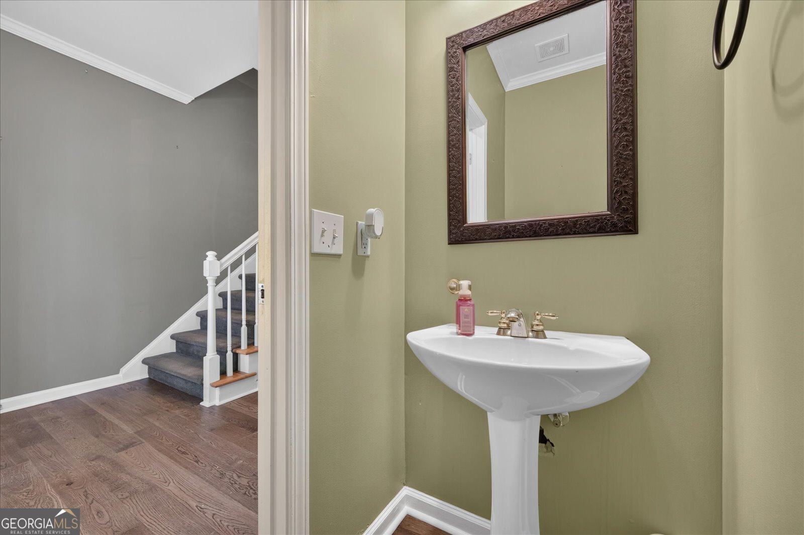 2075 Pine Tree Drive # A3 Property Photo 34