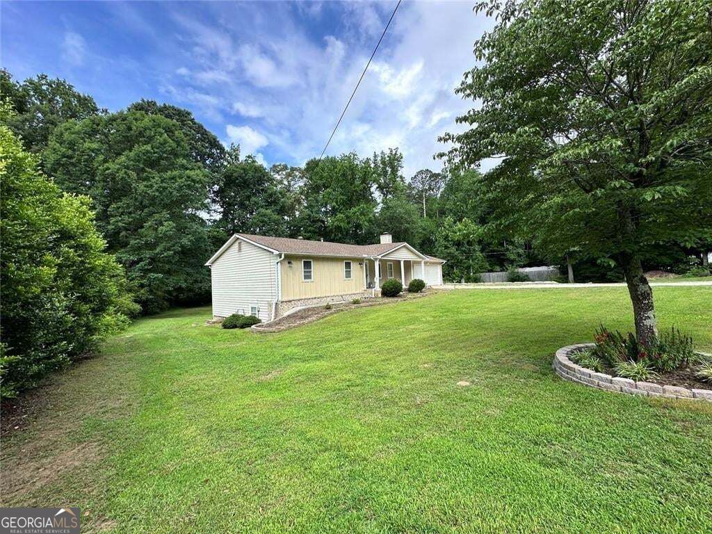 3305 Newcastle Way Property Photo 1