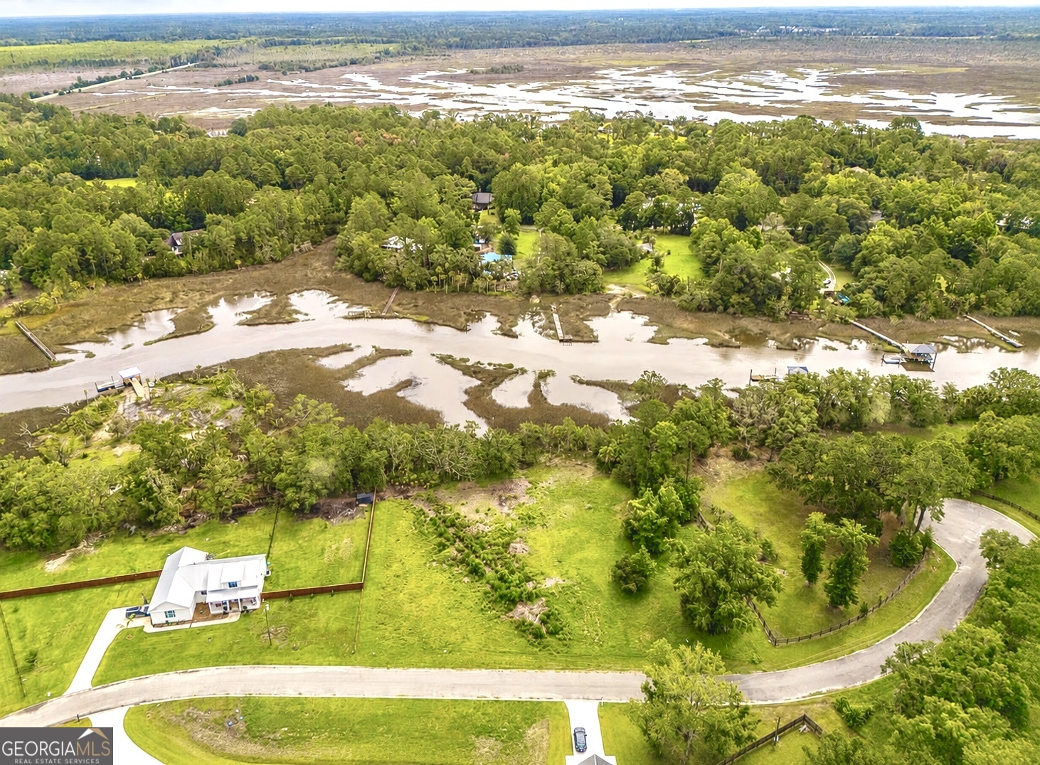 1139 River Oaks Road Property Photo 8