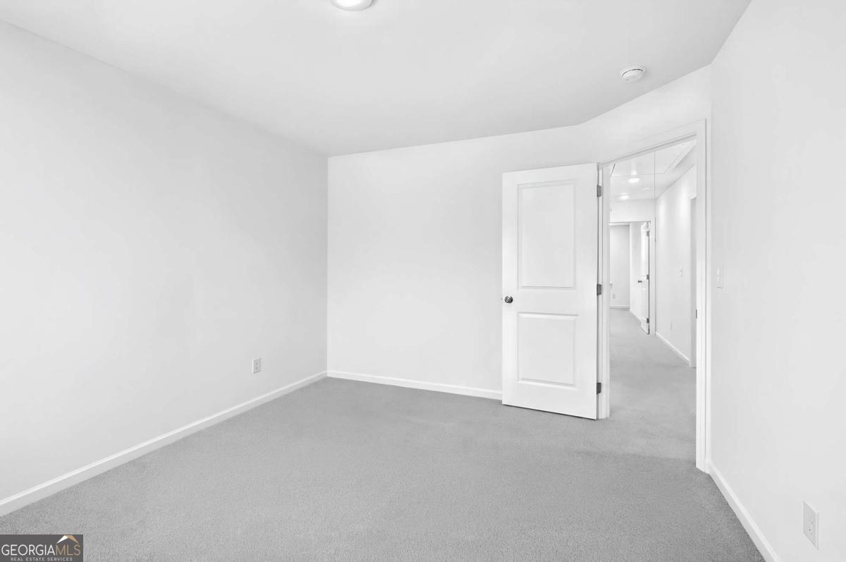 2259 Linden Pass Property Photo 28