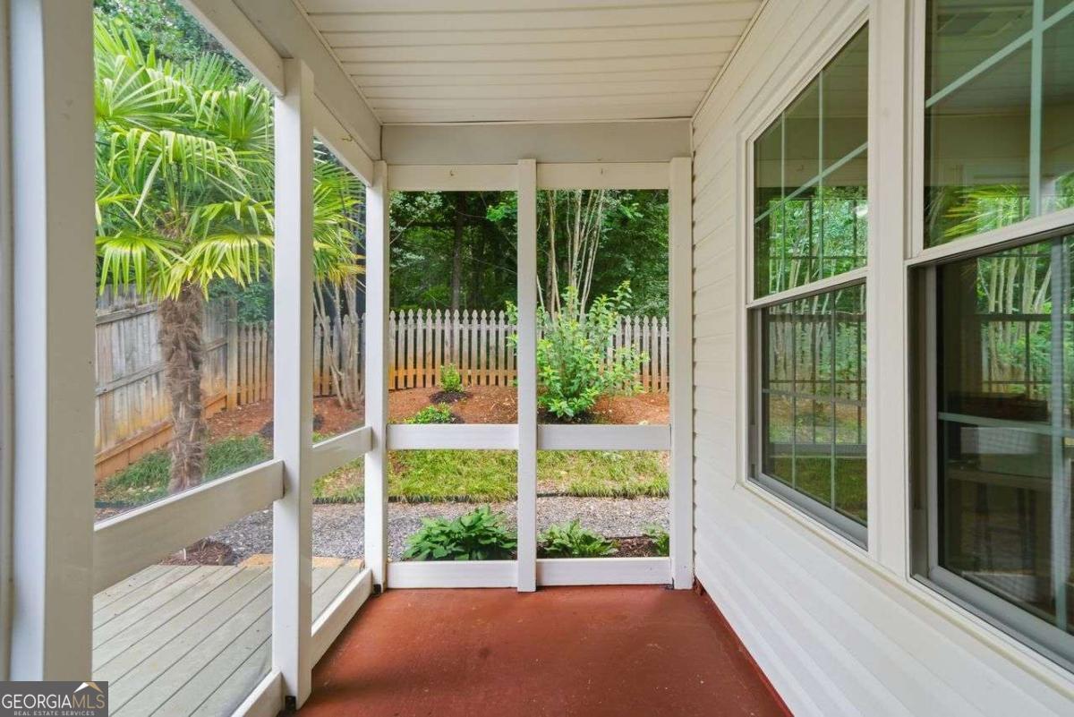 628 Spanish Oak Drive Property Photo 23
