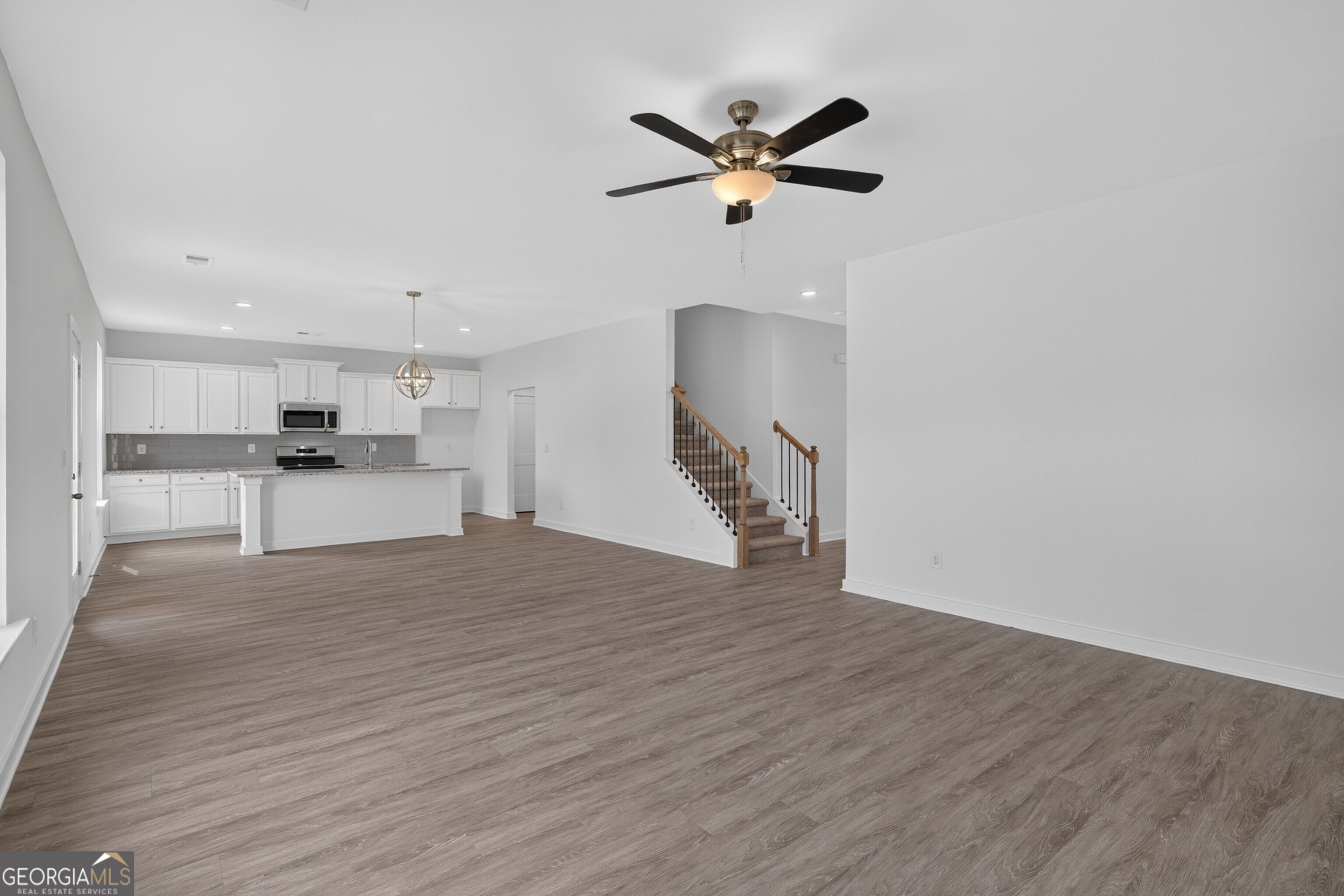 284 Crimson Feather Drive Property Photo 9