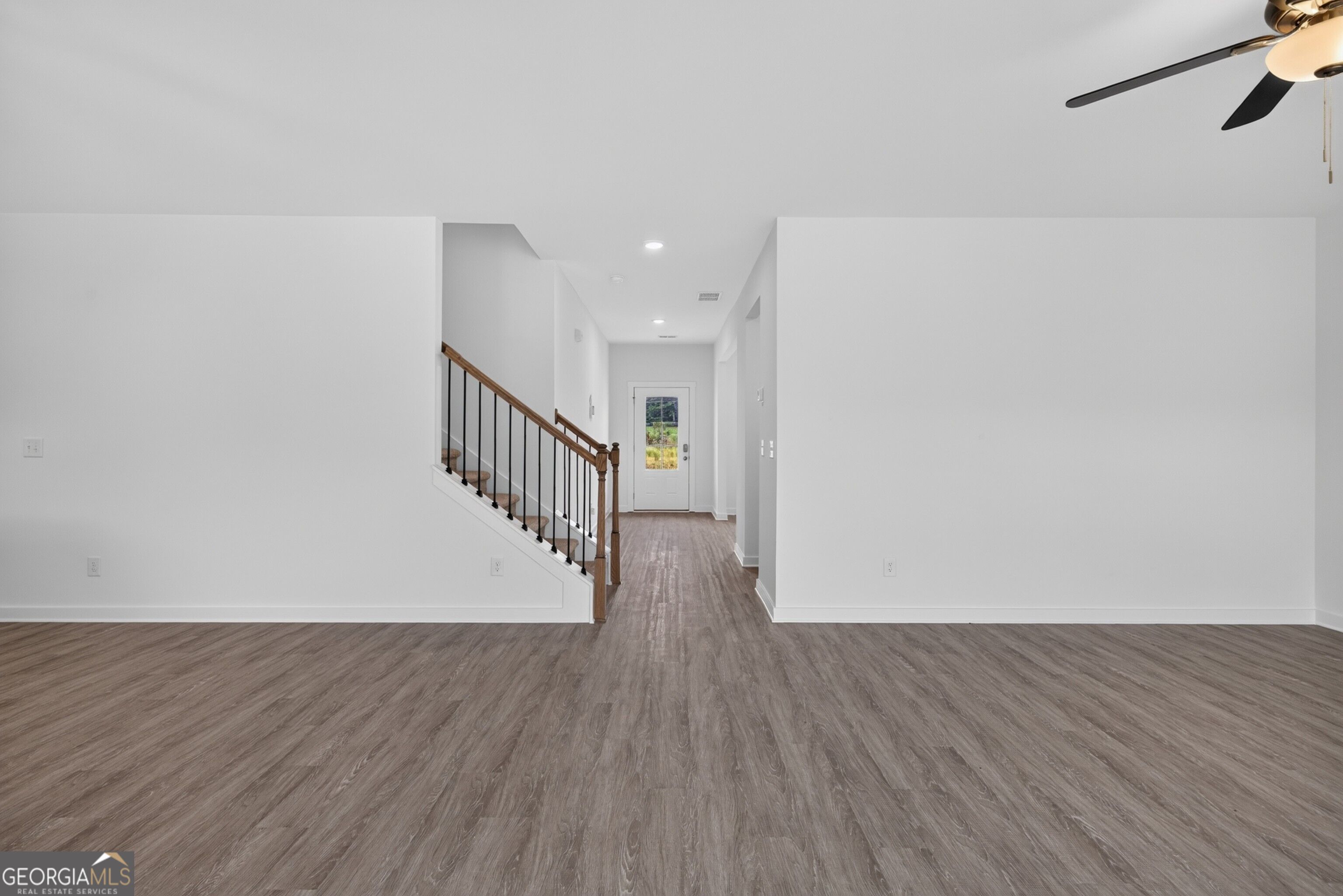 284 Crimson Feather Drive Property Photo 10