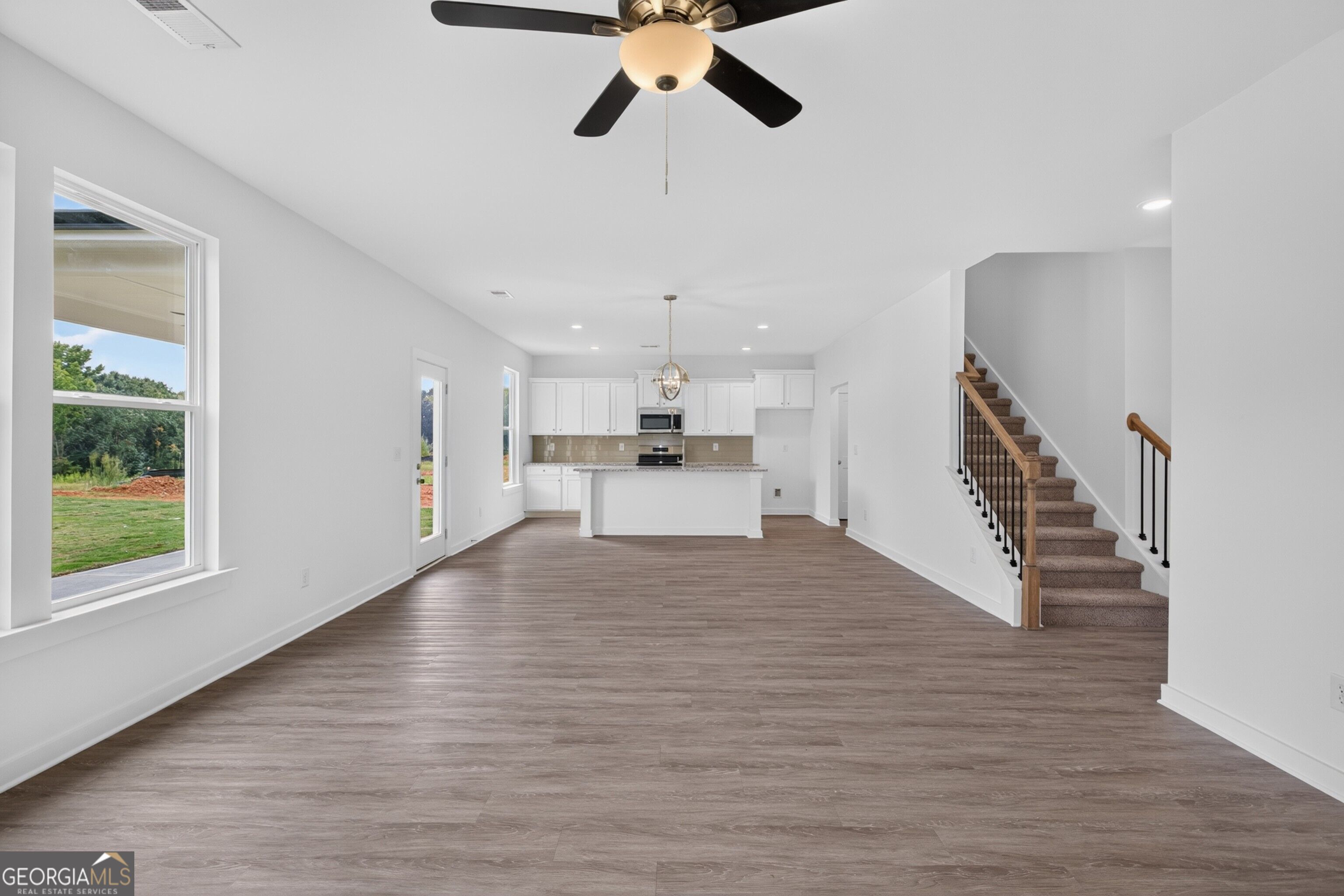 284 Crimson Feather Drive Property Photo 11