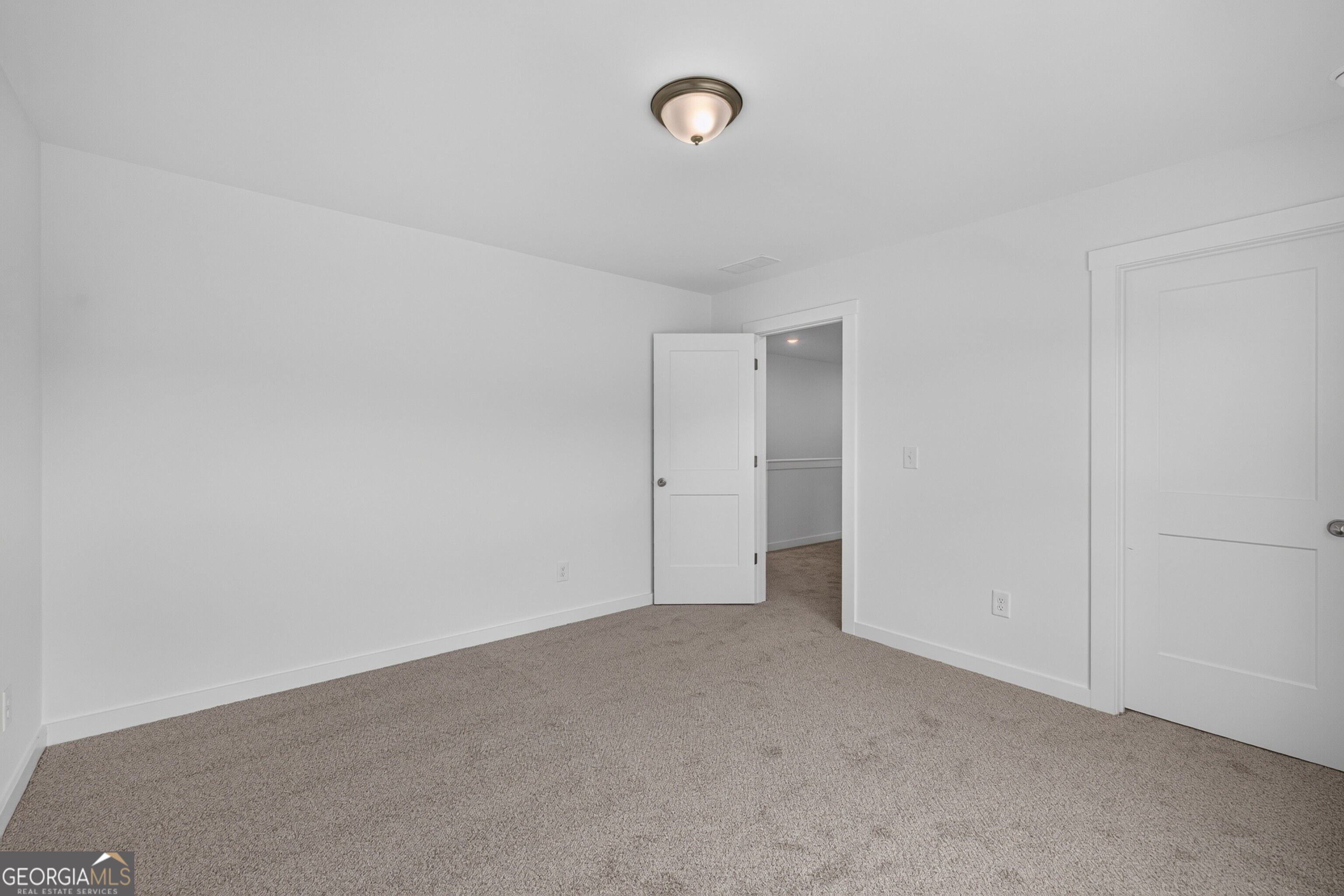 284 Crimson Feather Drive Property Photo 27