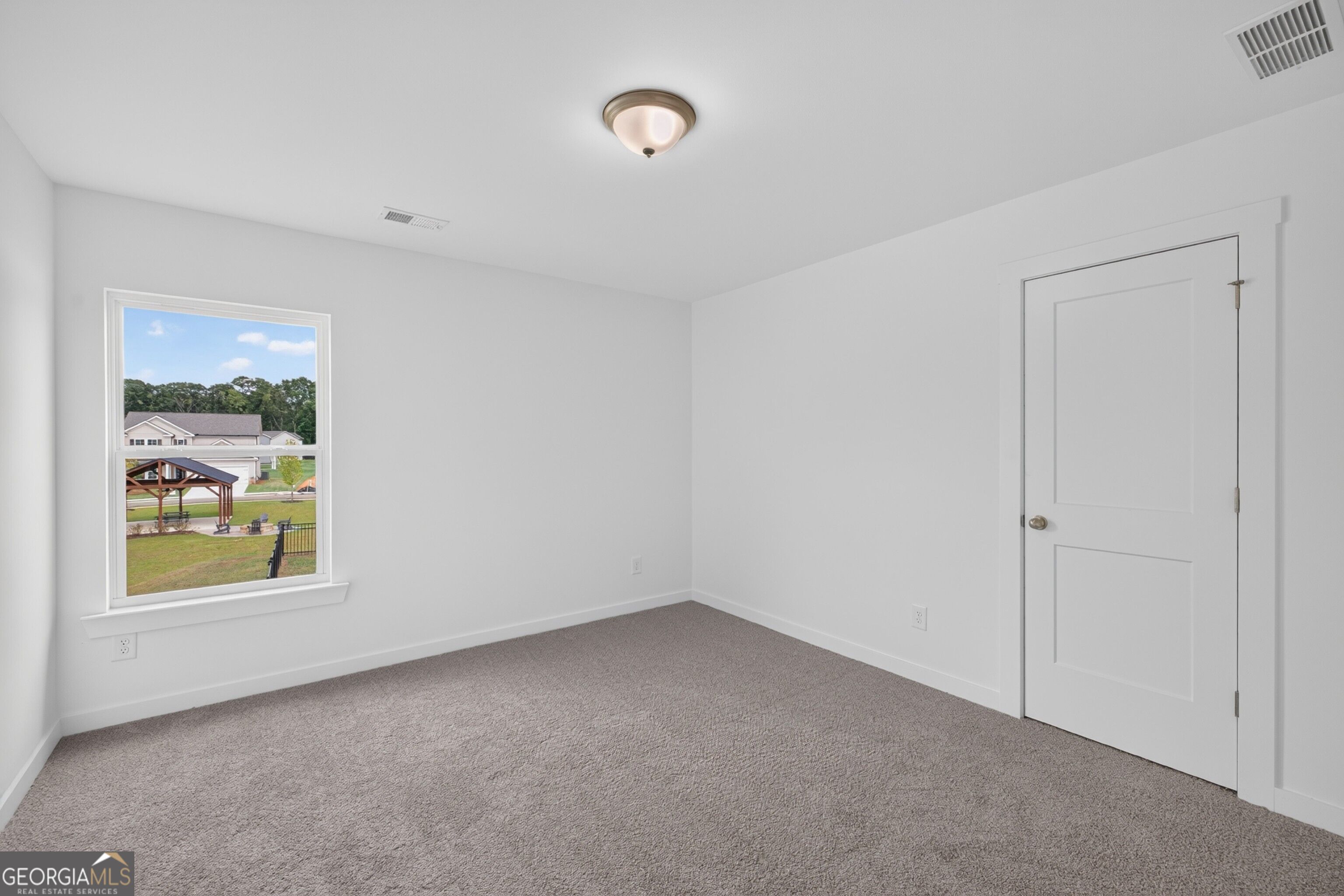284 Crimson Feather Drive Property Photo 30