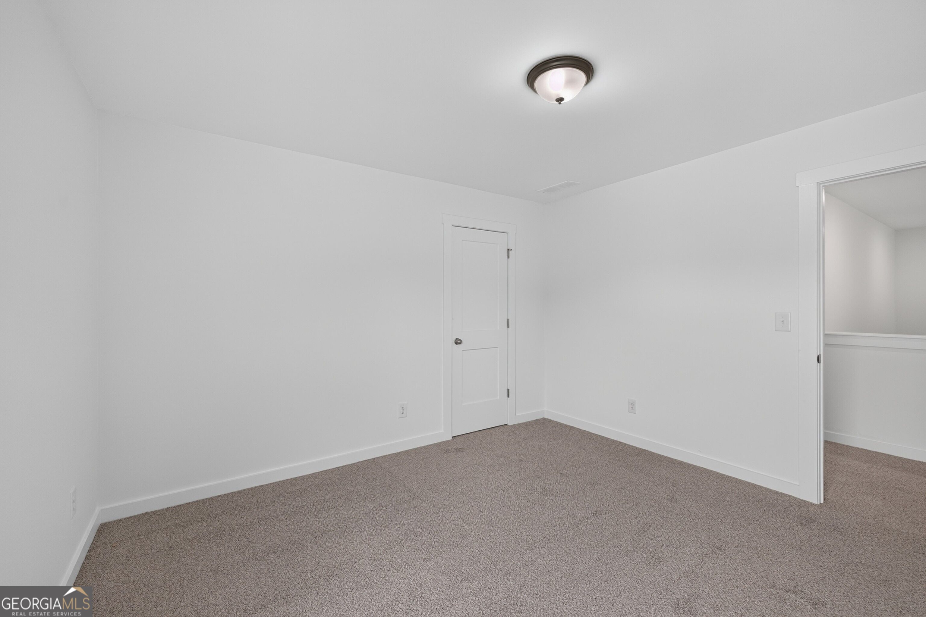 284 Crimson Feather Drive Property Photo 31