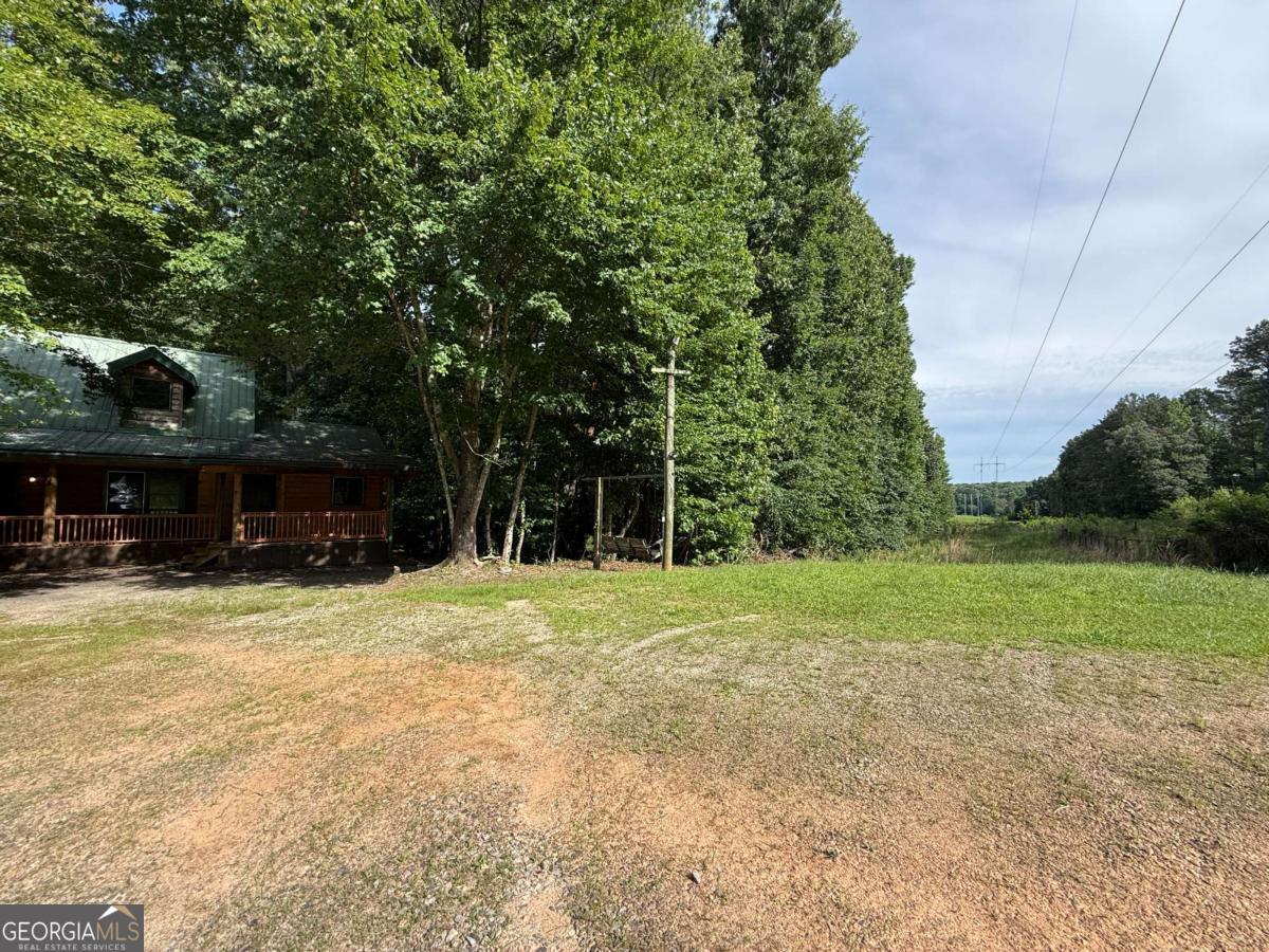 2405 Mountain Road Property Photo 2