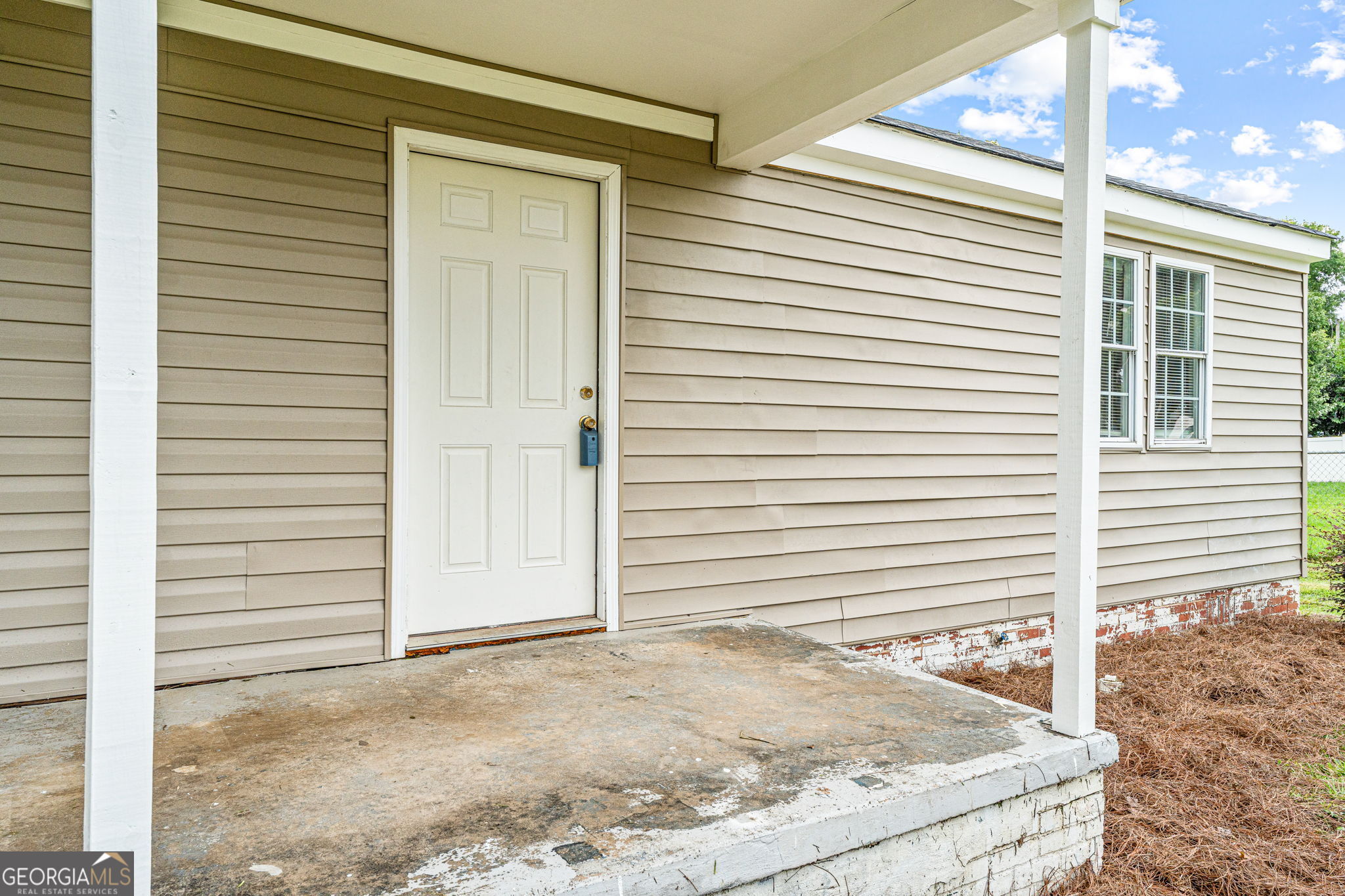 118 Orchard Way Property Photo 4