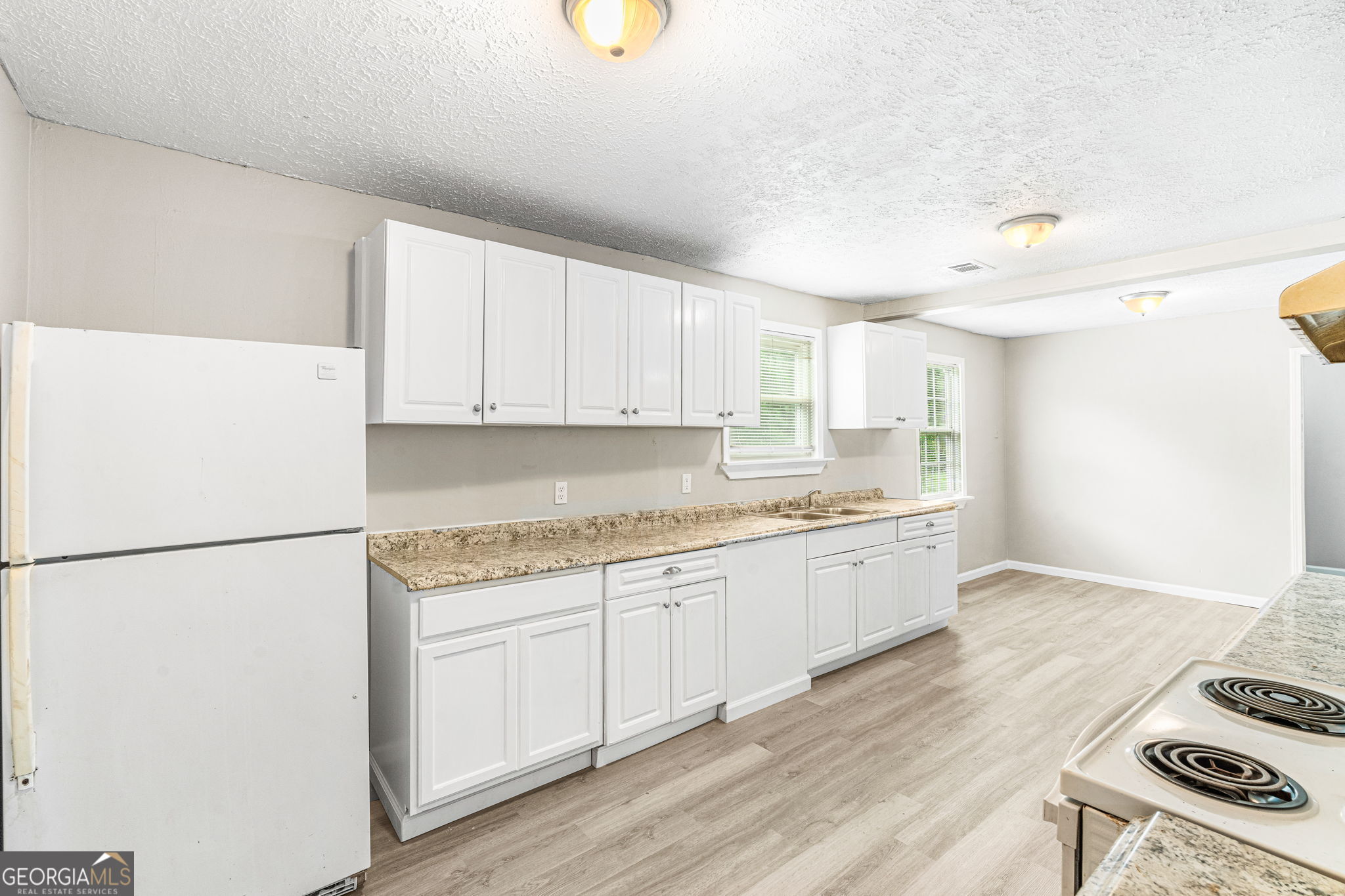118 Orchard Way Property Photo 14