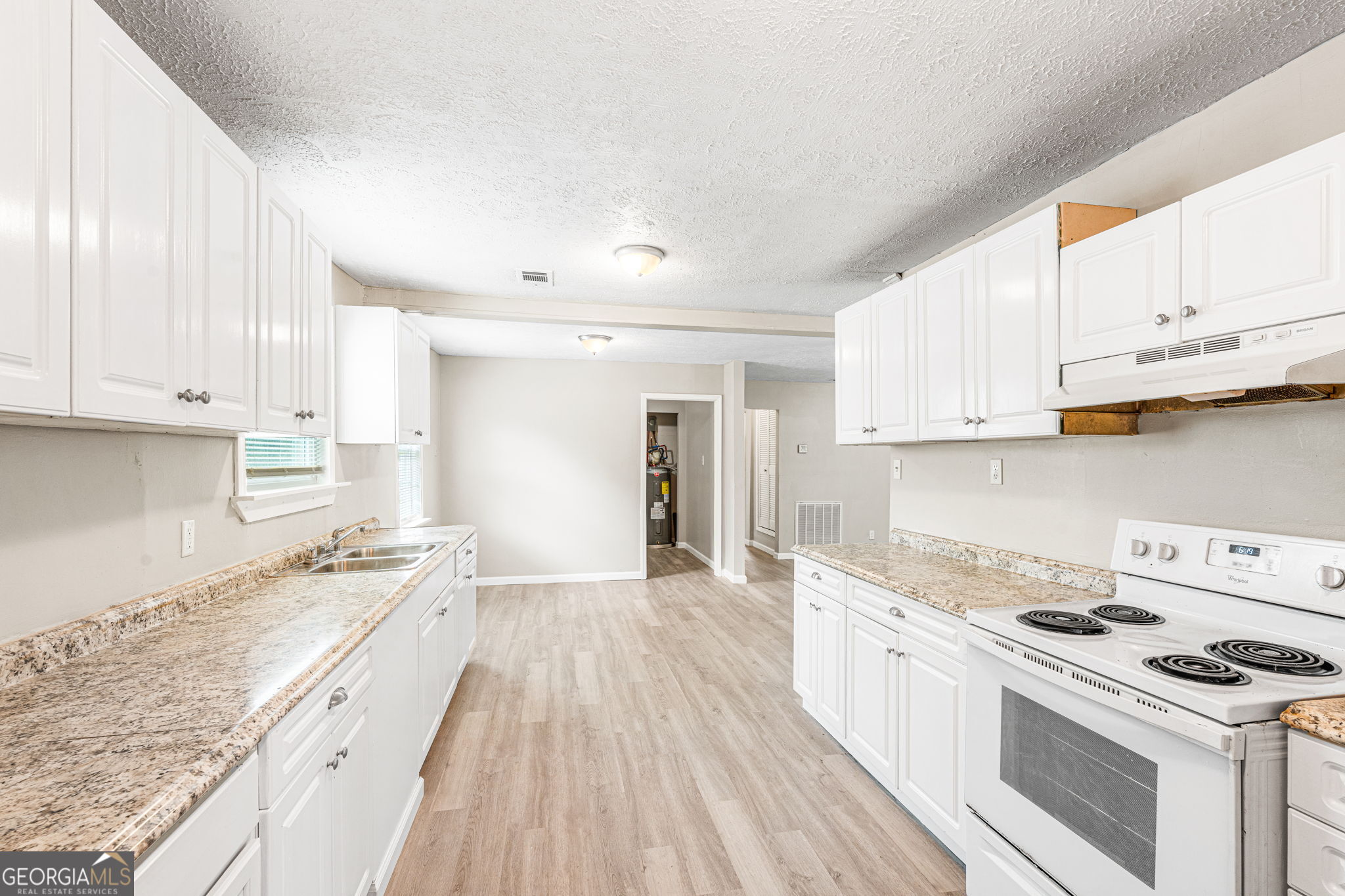 118 Orchard Way Property Photo 16