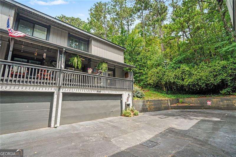 3078 Balearic Drive Property Photo 4