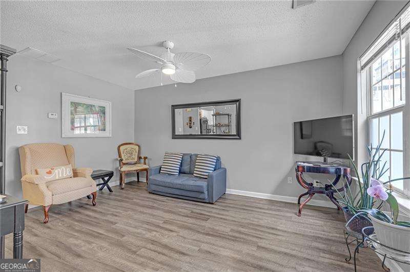 6722 Gallant Court Se Property Photo 5
