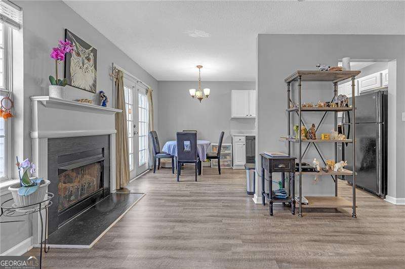 6722 Gallant Court Se Property Photo 6