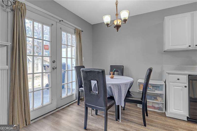 6722 Gallant Court Se Property Photo 7