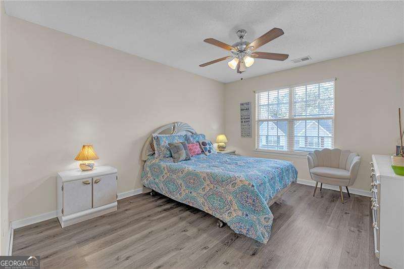 6722 Gallant Court Se Property Photo 13