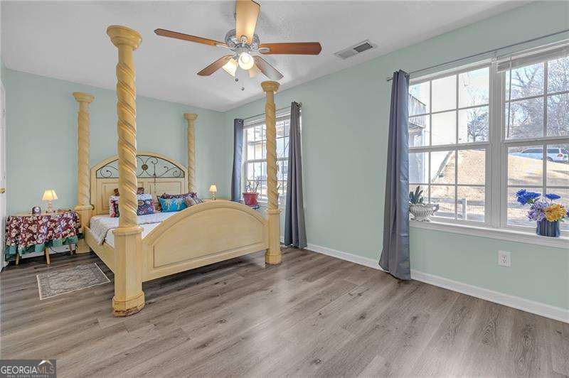 6722 Gallant Court Se Property Photo 18