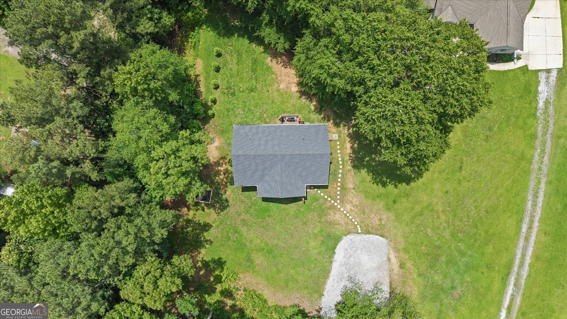 498 N Raburn Road Property Photo 4