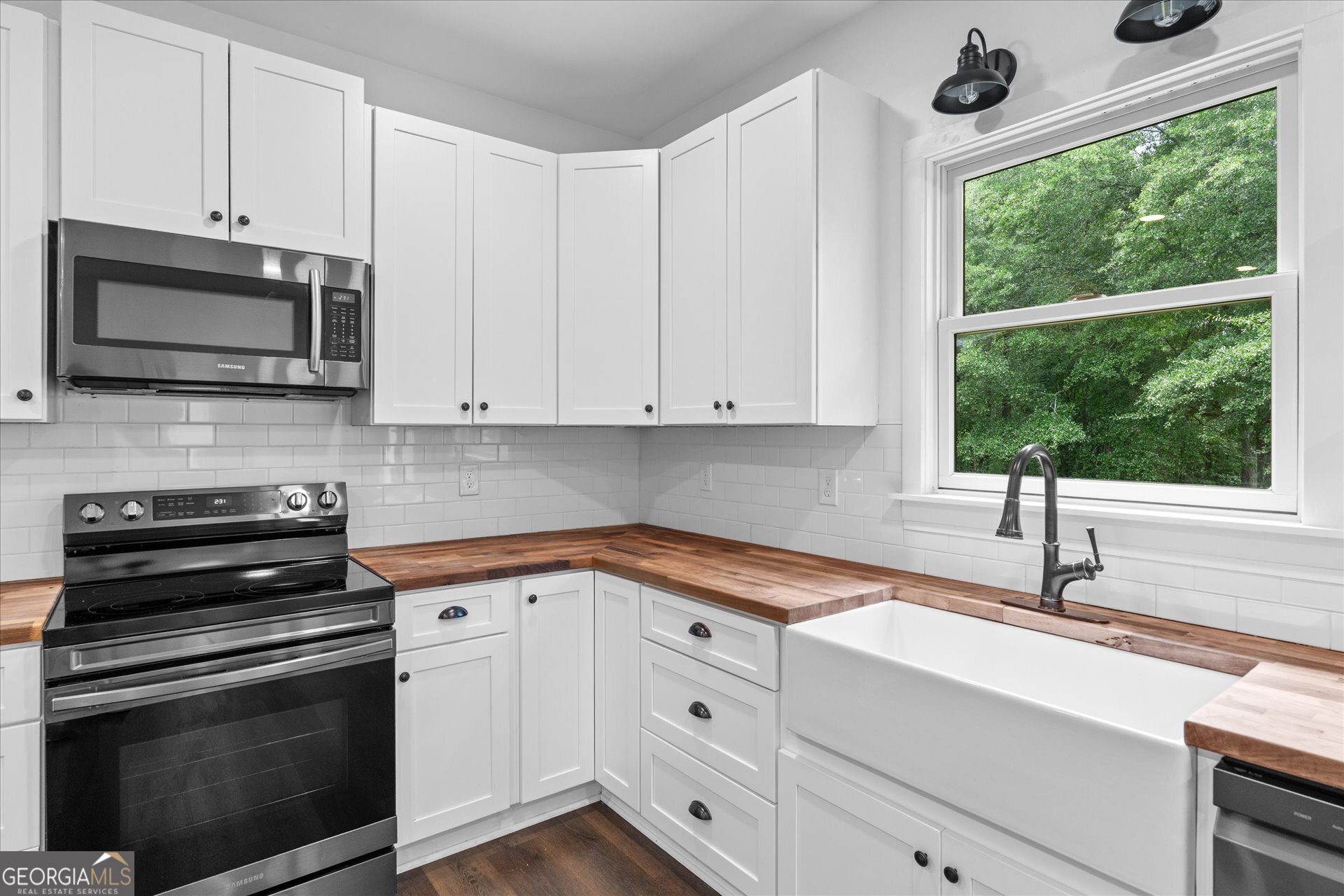 498 N Raburn Road Property Photo 14