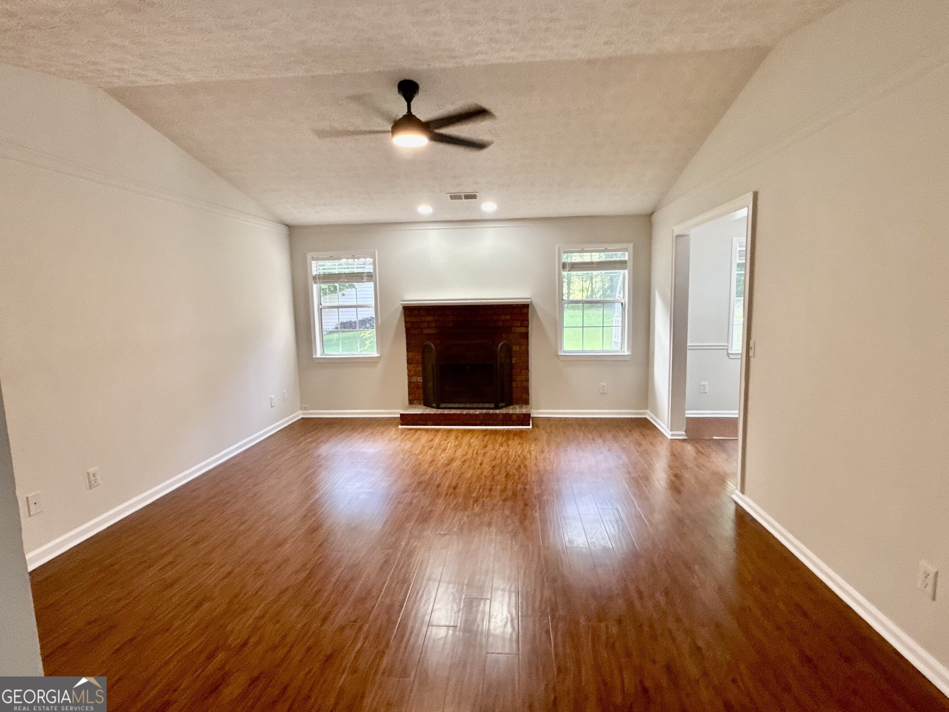 30 Stoneview Terrace Property Photo 2